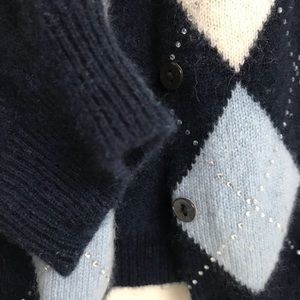 100% cashmere sweater